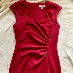 CALVIN KLEIN RED RUCHED CREPE SHEATH DRESS - 4